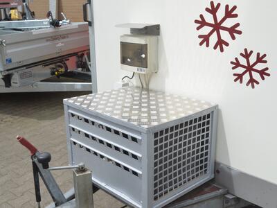 Mietanhänger 10 Kühlkoffer 2500 Kg 3000x1500x1800 mm