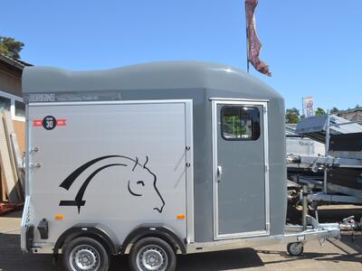 Cheval Liberte Gold One Origins Eisengrau