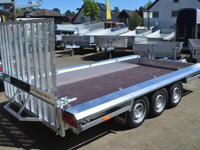 Vlemmix Baumaschinentransporter 3500 kg 400x180 3 Achsen