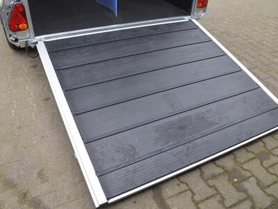 Cheval Liberte Touring Country Eisengrau