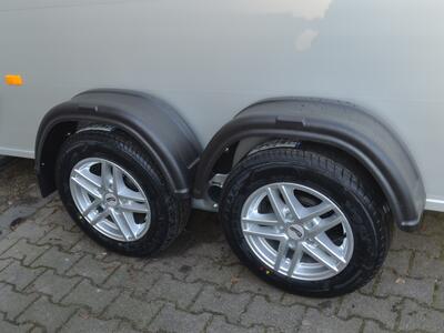 Debon Roadster C700 Alu 2600 Kg 376x181x201 Schwarz