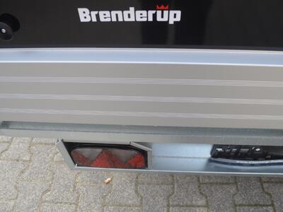 Brenderup 3 Seitenkipper 3500 Kg 325x180x35 TT5325ATB3500 perforierter Stahlboden