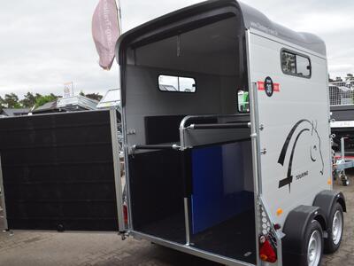 Cheval Liberté Touring Jumping V1 Schwarz