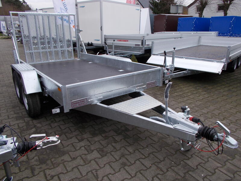 Blyss Baumaschinentransporter 2700 Kg 3050 x 1550 x 180 mm B2732HTP