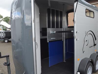 Cheval Liberte Touring Country Eisengrau