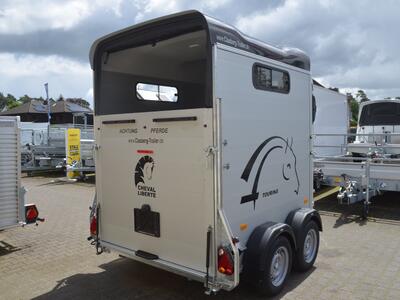 Cheval Liberte Touring Country Schwarz