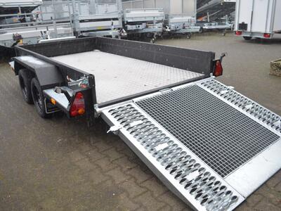 Saris Magnum 3500 Kg 306x170x30 Black Edition Rampe