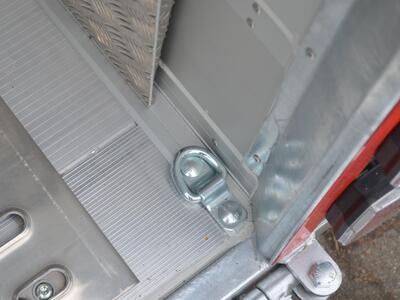 Debon C2000 3500 Kg Schwarz