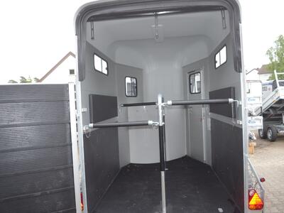 Cheval Liberté Touring Jumping V1 Schwarz