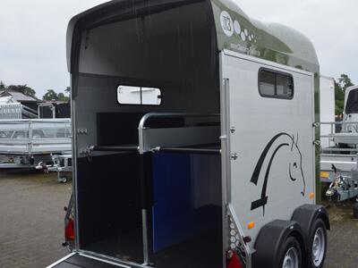 Cheval Liberte Gold 3 Olivgrün