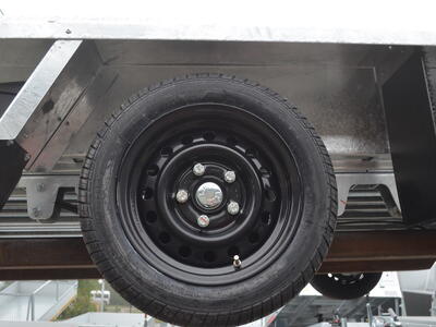 Hapert Indigo LF-2 3500 kg