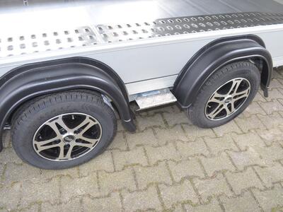 Debon C2000 3500 Kg Schwarz