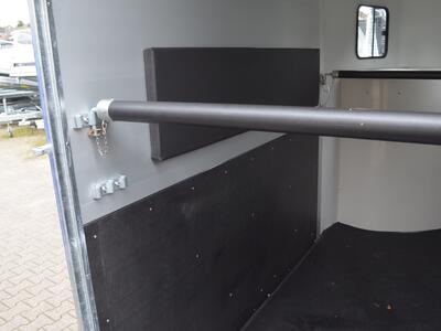 Cheval Liberte Gold one Origins Olivgrün