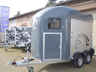 Cheval Liberte Gold Origins Eisengrau-2