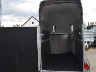 Cheval Liberte Gold one Origins Olivgrün