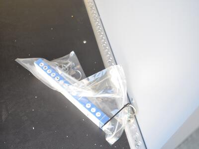 Saris Kofferanhänger Rampe 1500 Kg 306x154x180