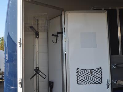 Cheval Liberté Touring Country Blau