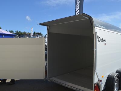 Debon Kofferanhänger 2600 Kg 3760x1810x2010 mm Roadster C700 Eisengrau