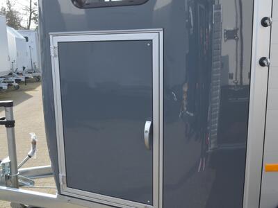 Cheval Liberte Gold Origins Eisengrau-5