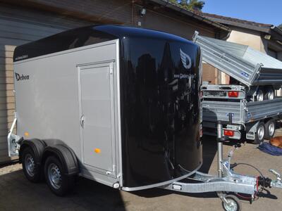 Debon Roadster C500 AL 2000 Kg 313x166x201 Schwarz Seitentür