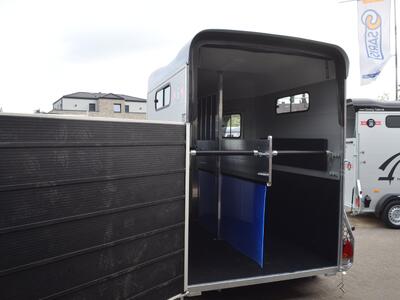 Cheval Liberte Touring Jumping LUX V2 Blau
