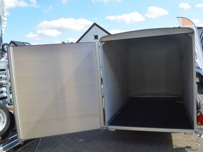 Debon Cargo 1300 Kg Violet
