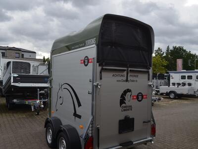 Cheval Liberte Gold one Origins Olivgrün