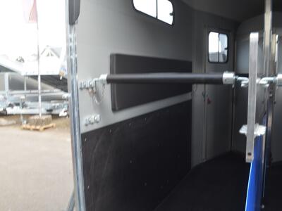 Cheval Liberte Touring Jumping LUX V2 Blau