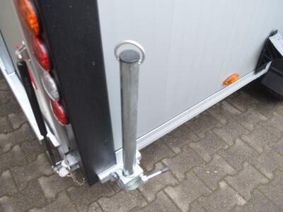 Debon Roadster C900 3500 Kg 504x206x206 Seitentür Alu