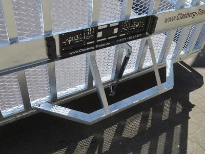 Vlemmix Baumaschinentransporter 3500 kg 400x180 3 Achsen