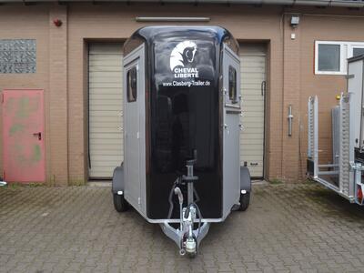 Cheval Liberte Touring Country Schwarz