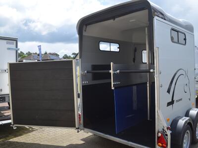 Cheval Liberte Touring Country Schwarz