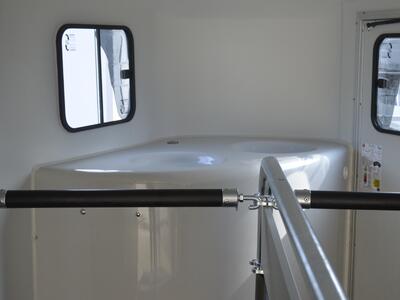 Cheval Liberte Gold Origins Eisengrau-19