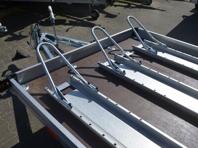 Agados 1000 Kg 3 er geschl. Ladefläche