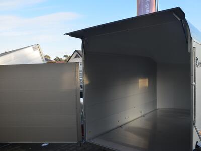 Debon Roadster C700 Alu 2600 Kg 376x181x201 Schwarz
