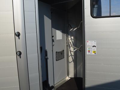 Cheval Liberte Touring Jumping LUX V2 Blau