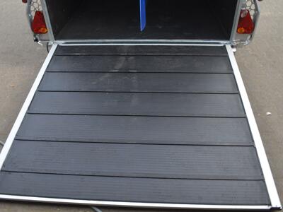 Cheval Liberte Touring Jumping LUX V2 Blau