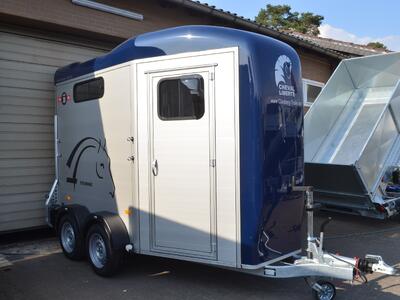 Cheval Liberte Touring Jumping LUX V2 Blau