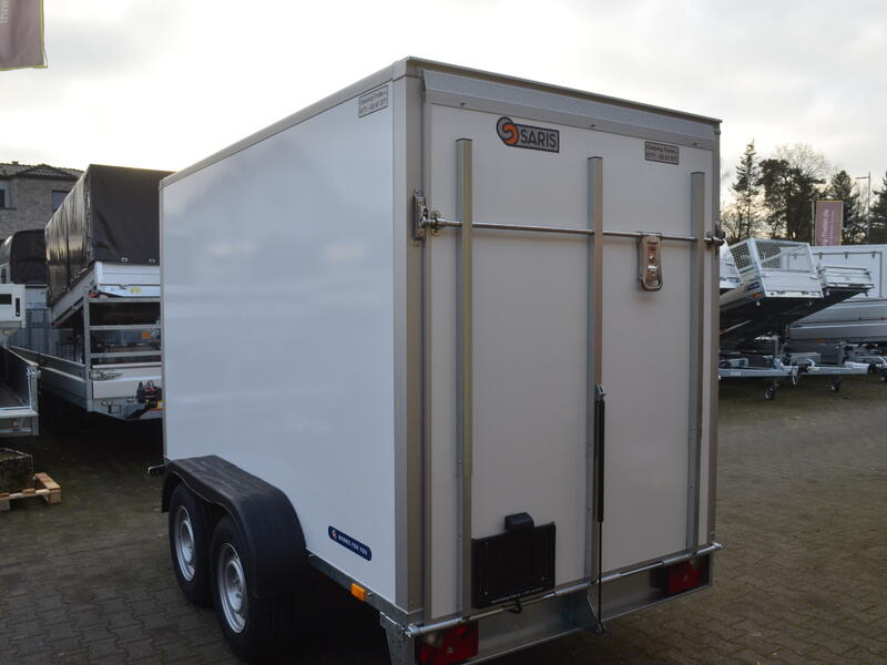 Saris Kofferanhänger 2000 Kg 3060x1540x1800 mm Rampe