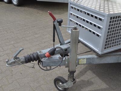 Mietanhänger 10 Kühlkoffer 2500 Kg 3000x1500x1800 mm