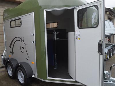 Cheval Liberte Gold 3 Olivgrün