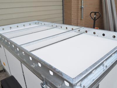 VDM Trailers Deckelanhänger 750 Kg 200x100x64 weiss
