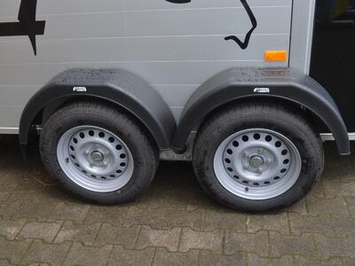 Cheval Liberté Gold Marathon Schwarz