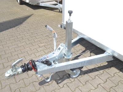 Saris Kofferanhänger 2000 Kg 3060x1540x1800 mm