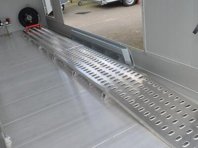 Debon C2000 3500 Kg Schwarz
