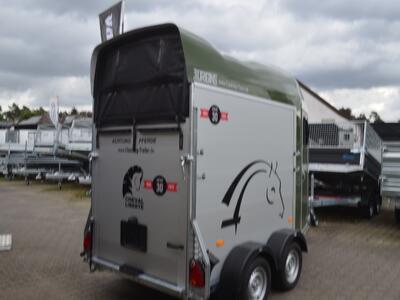 Cheval Liberte Gold one Origins Olivgrün