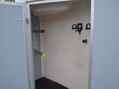 Mietanhänger 20 Pferdeanhänger 2000 Kg Stute u. Fohlen