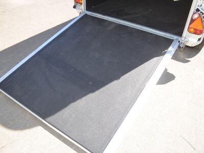 Cheval Liberte Gold One Origins Eisengrau