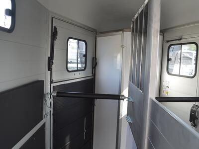 Cheval Liberté Touring Country Olivgrün