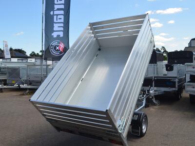 Saris Heckkipper K1 1500 Kg 2560x1500x800 Handpumpe Aluaufbau